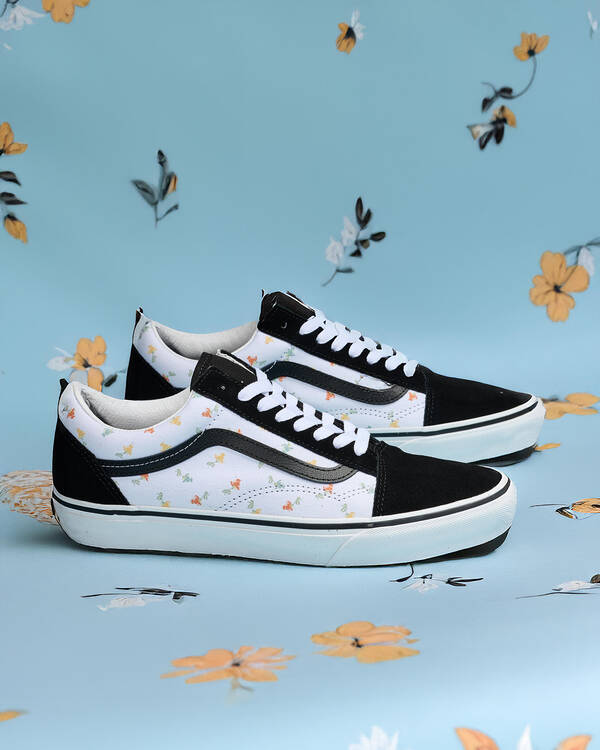 Vans Womens' Old Skool Shoes for Womens