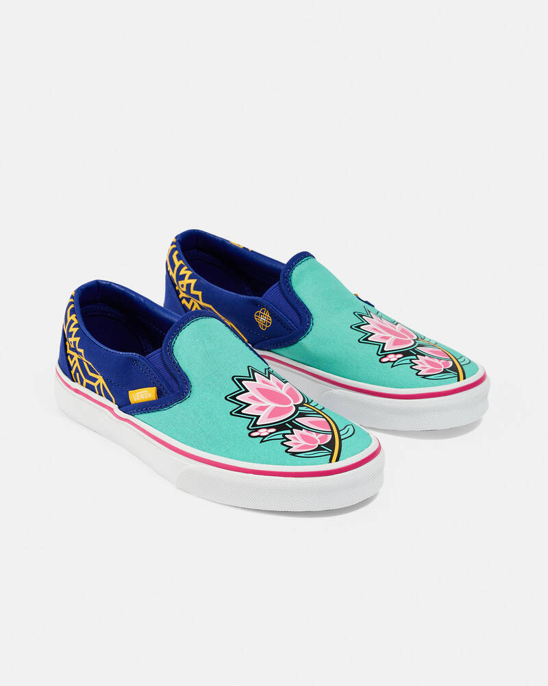 Vans Girls' KPop Demon Hunters Classic Slip-On Shoes for Womens