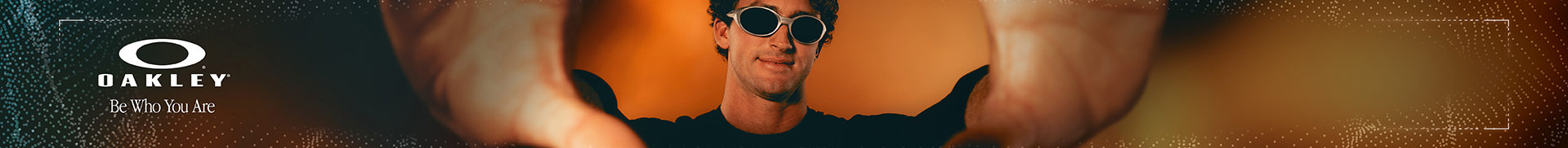 OAKLEY